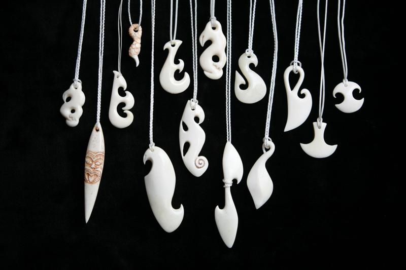 Kurz řezby z kosti nebo dřeva